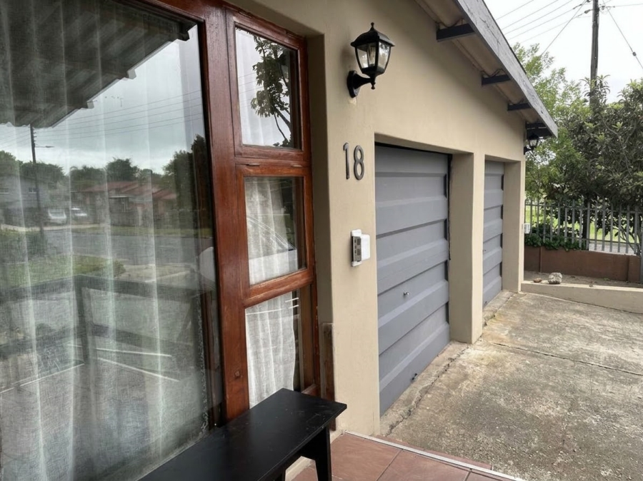 3 Bedroom Property for Sale in Denneoord Western Cape